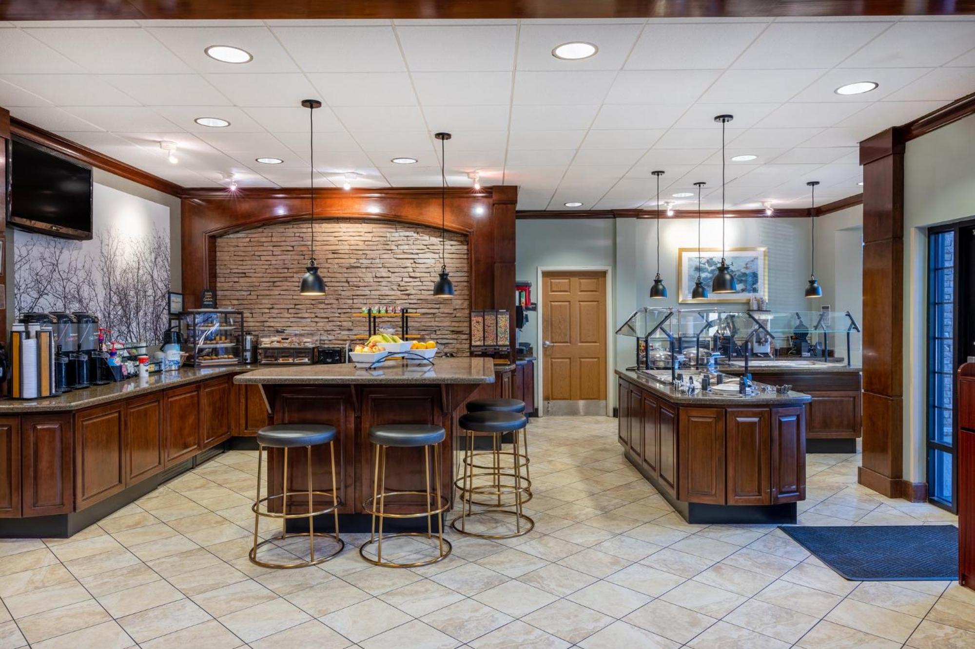 Staybridge Suites Wilmington East By Ihg Exterior foto