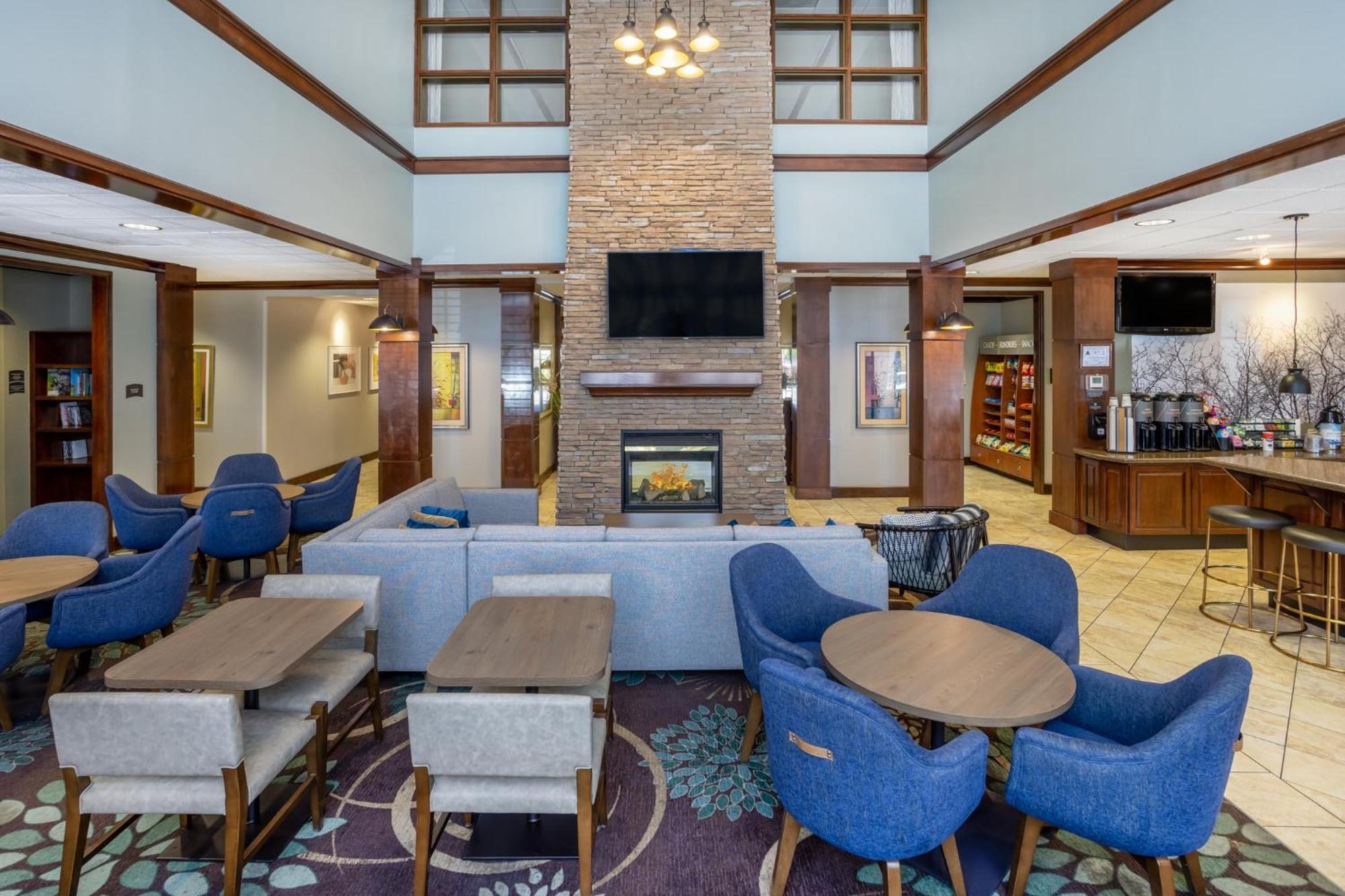 Staybridge Suites Wilmington East By Ihg Exterior foto